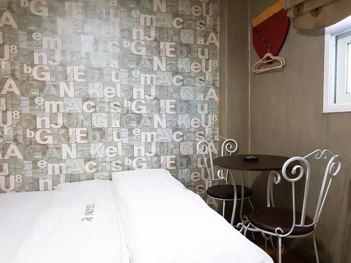 Gumi A Motel Buitenkant foto