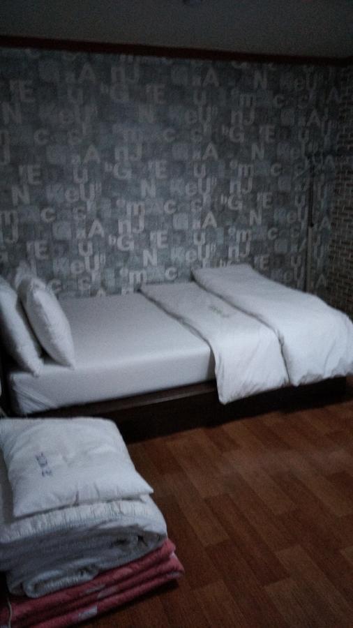 Gumi A Motel Buitenkant foto